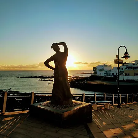 Marfolin 1 - No Stress Holidays