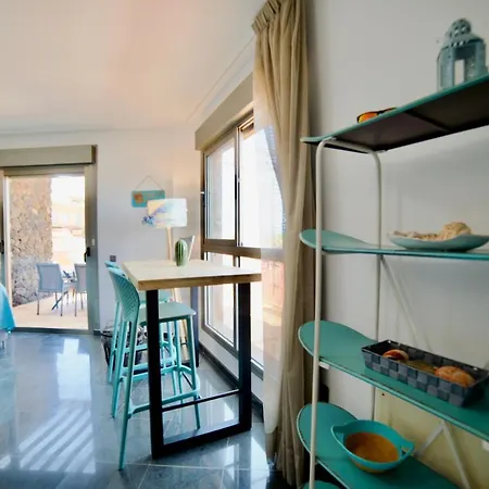 Marfolin 1 - No Stress Holidays * Cotillo